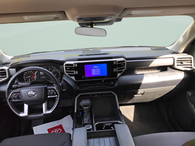Used 2022 Toyota Tundra SR5 w/ SR5 Convenience Package AWD/4WD image 15