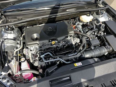 Certified 2025 Toyota Camry SE image 24