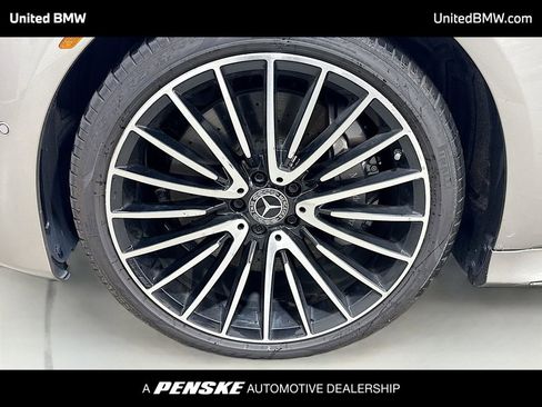 Used 2023 Mercedes-Benz S 500 4MATIC image 2