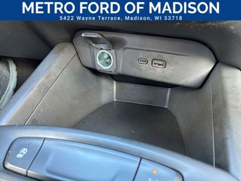 Used 2025 Chevrolet Trax RS w/ Driver Confidence Package FWD image 18