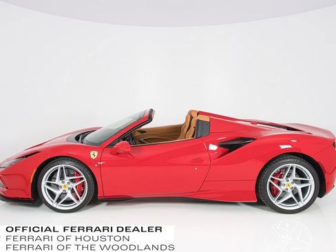 Used 2023 Ferrari F8 Tributo image 9
