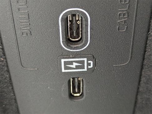 Certified 2023 Volvo XC60 B5 Ultimate image 23