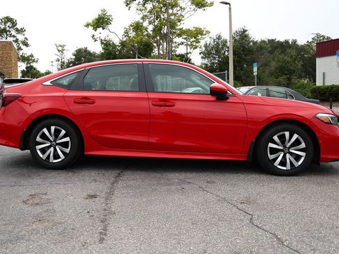 Used 2025 Honda Civic LX image 17