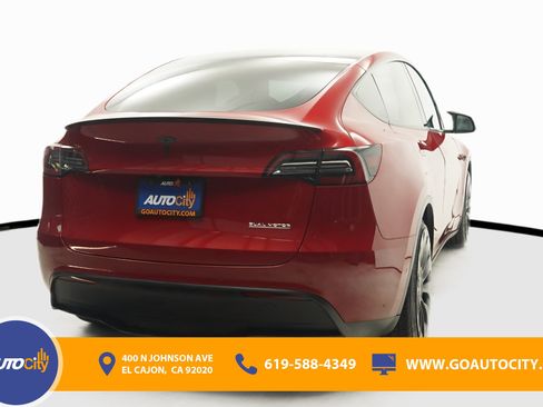 Used 2022 Tesla Model Y Performance AWD/4WD image 10