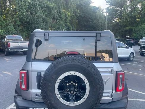 Used 2022 Ford Bronco Badlands w/ Sasquatch Package AWD/4WD image 6