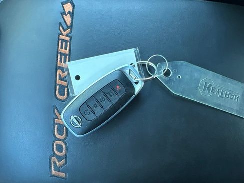 Used 2025 Nissan Pathfinder Rock Creek AWD/4WD image 41