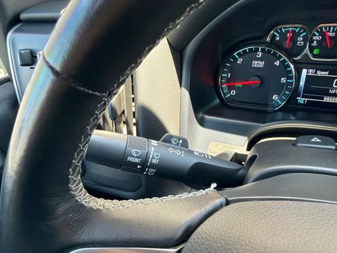 Used 2018 Chevrolet Silverado 1500 LT w/ All Star Edition AWD/4WD image 19