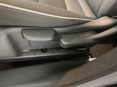 Used 2023 Chevrolet TrailBlazer LS image 19