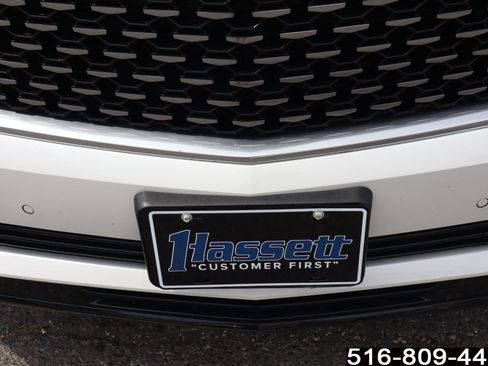 Used 2023 Cadillac Escalade Premium Luxury image 25