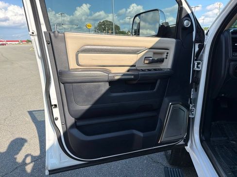 Used 2019 RAM 2500 Limited AWD/4WD image 13