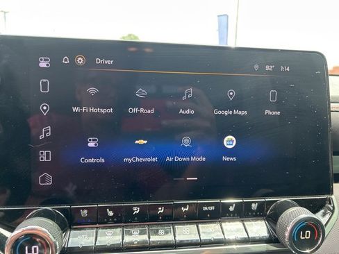 Used 2024 Chevrolet Colorado Z71 w/ Z71 Convenience Package 2 image 23