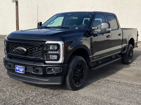 New 2026 Ford F250 Lariat w/ Black Appearance Package AWD/4WD image 2