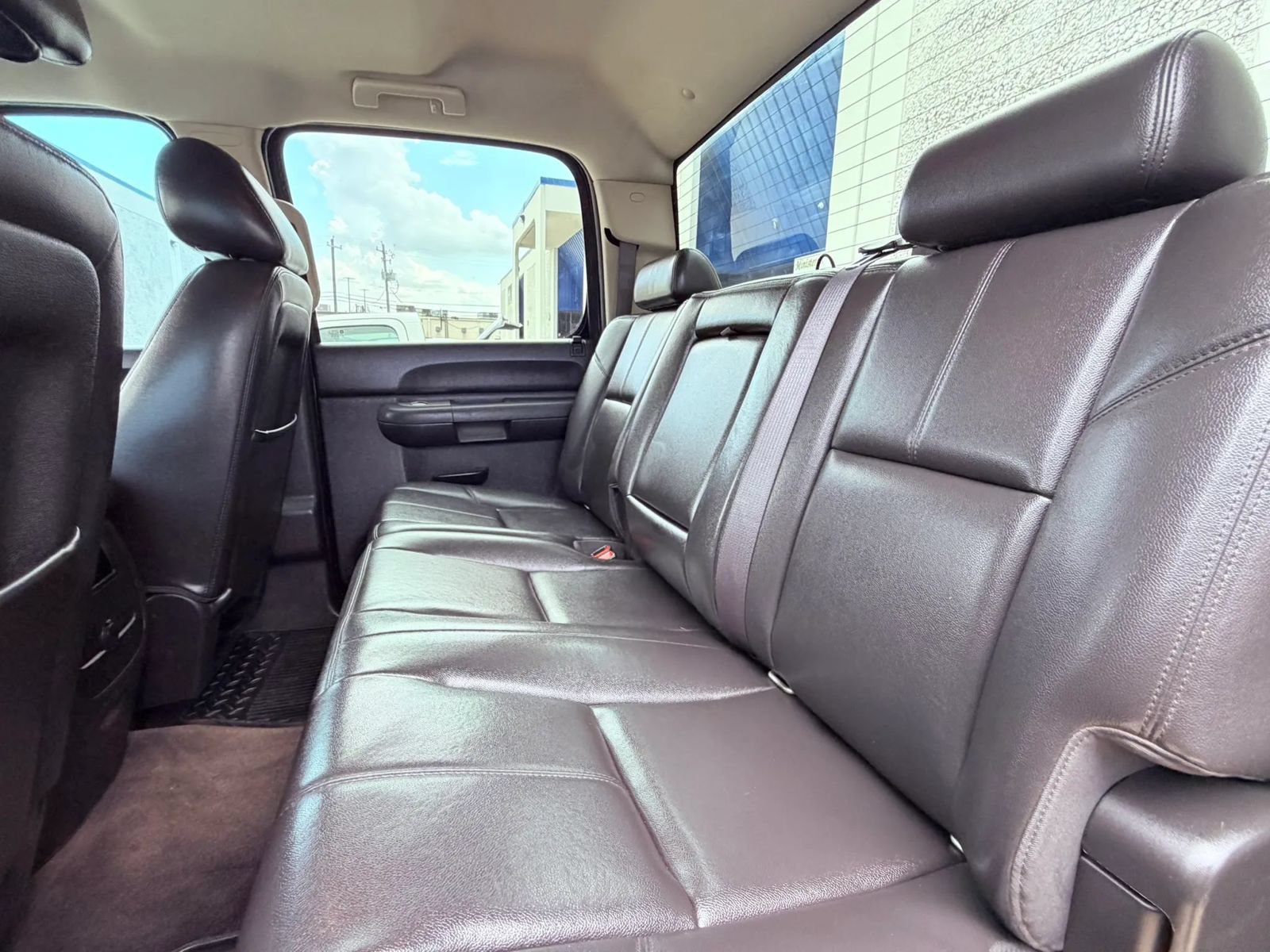 Used 2012 GMC Sierra 2500 SLE w/ SLE Preferred Package AWD/4WD image 15