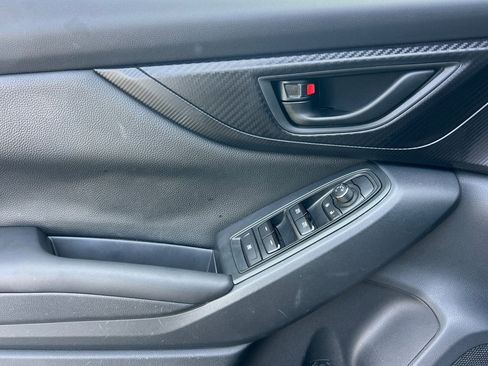 Used 2018 Subaru Crosstrek 2.0i Premium AWD/4WD image 12