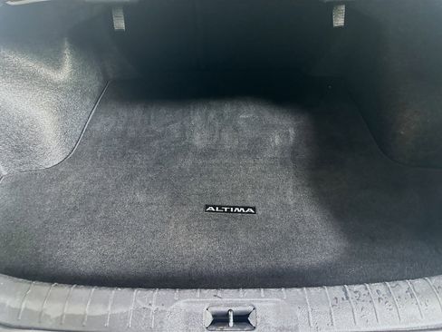 Used 2024 Nissan Altima 2.5 SR image 25