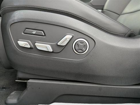 New 2026 Hyundai Ioniq 9 Limited image 11