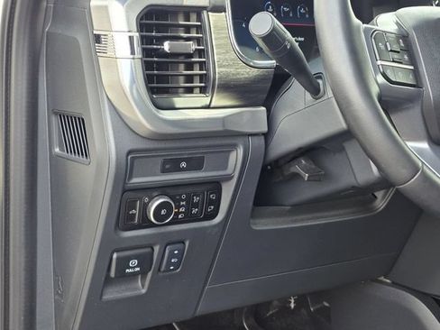 Used 2025 Ford F150 Lariat w/ Equipment Group 501A Mid AWD/4WD image 19