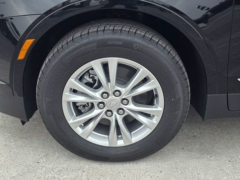 New 2026 Cadillac XT5 Luxury image 9
