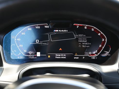 Used 2022 BMW M440i Coupe RWD image 32