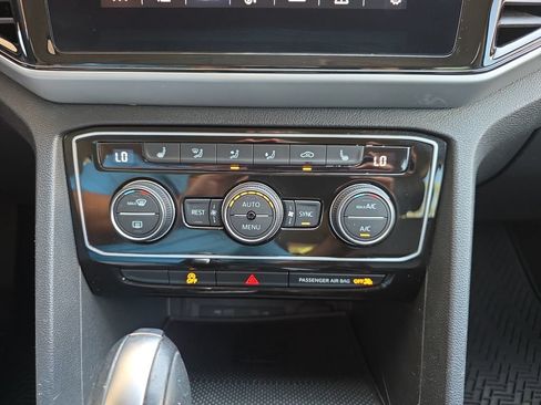 Used 2022 Volkswagen Atlas SE w/ Black Wheel Package AWD/4WD image 25