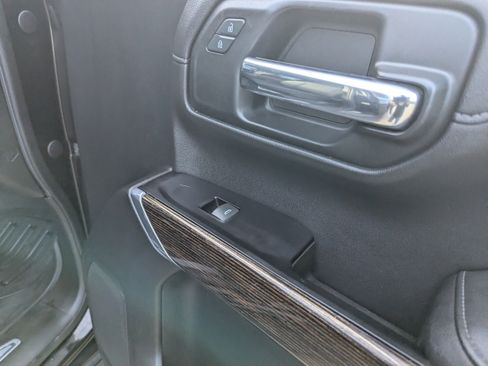 Used 2019 GMC Sierra 1500 SLE w/ SLE Convenience Package AWD/4WD image 39