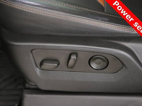 Used 2022 GMC Sierra 1500 AT4 w/ AT4 Premium Package image 19