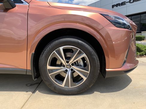 Used 2025 Lexus RX 350 Premium w/ Accessory Package FWD image 13
