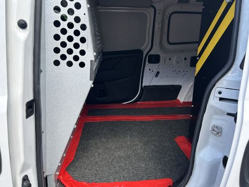 Used 2019 RAM ProMaster City Tradesman FWD image 11