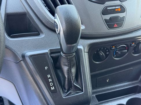Used 2019 Ford Transit 250 130 Low Roof w/ Exterior Upgrade Package RWD image 22