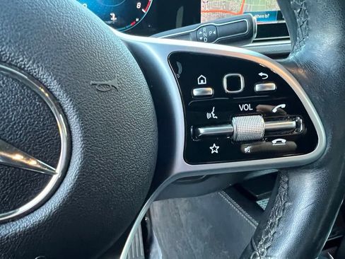 Used 2020 Mercedes-Benz GLE 350 4MATIC image 17