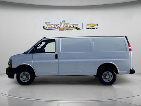 Used 2024 Chevrolet Express 2500 w/ Driver Convenience Package image 2