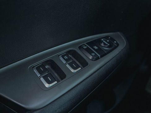 Used 2020 Kia Optima LX image 19