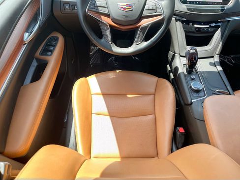 Used 2025 Cadillac XT5 Premium Luxury w/ Technology Package AWD/4WD image 24