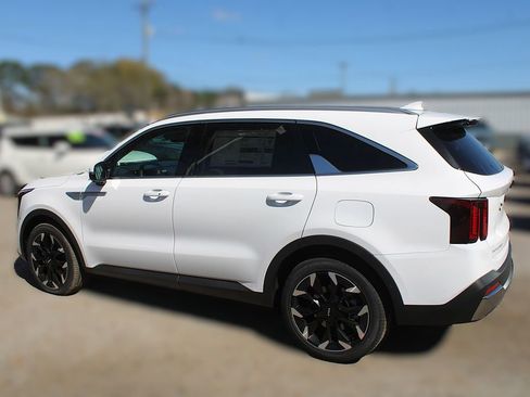 New 2026 Kia Sorento SX image 14