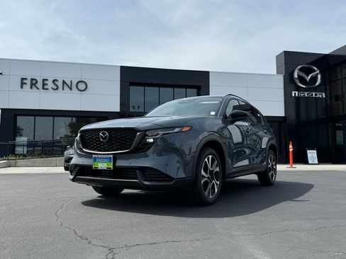 New 2026 MAZDA CX-5 Preferred image 1
