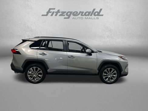 Used 2023 Toyota RAV4 Limited AWD/4WD image 7