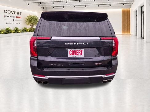 Certified 2025 GMC Yukon Denali RWD image 13