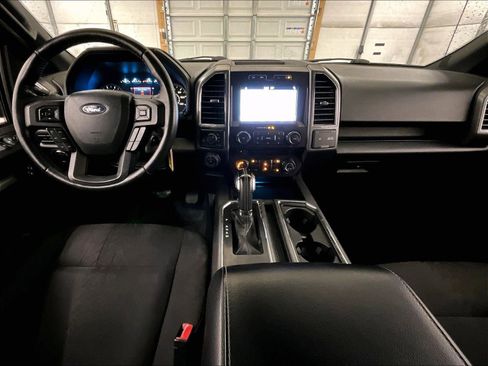 Used 2018 Ford F150 XLT w/ Equipment Group 302A Luxury AWD/4WD image 14