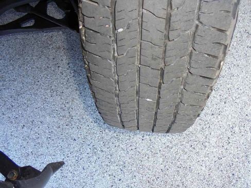 Used 2022 Chevrolet Express 2500 w/ Driver Convenience Package image 7