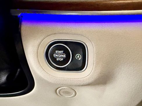 Certified 2023 Mercedes-Benz GLE 450 4MATIC image 32