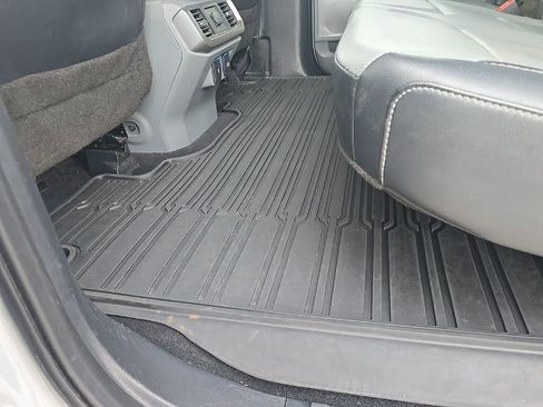 Used 2023 Ford F150 Lariat w/ Max Trailer Tow Package image 24