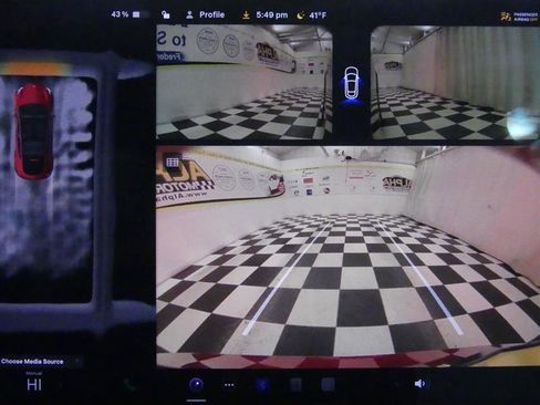 Used 2023 Tesla Model Y Long Range image 13