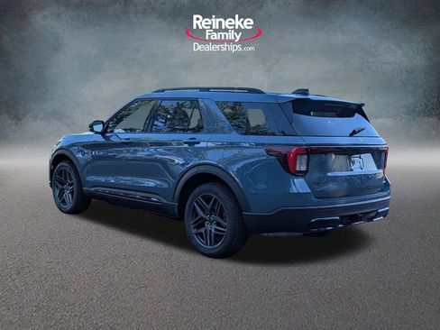 New 2026 Ford Explorer ST-Line w/ ST-Line Street Pack AWD/4WD image 8