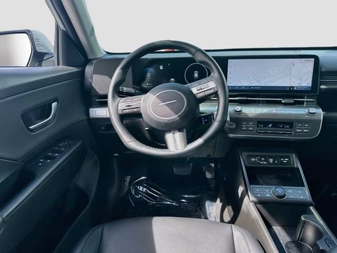 Used 2025 Hyundai Kona Limited AWD/4WD image 20