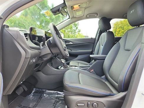 New 2026 Buick Encore GX Sport Touring w/ Comfort Package image 16