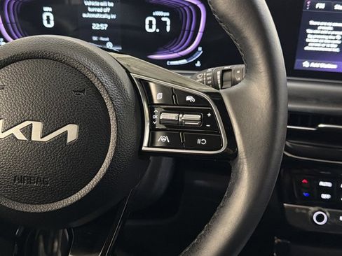 Used 2025 Kia Seltos S image 30