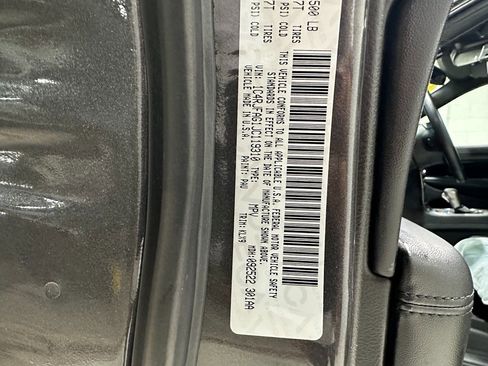 Used 2018 Jeep Grand Cherokee Altitude AWD/4WD image 25