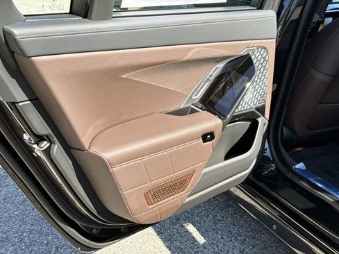 New 2026 BMW 760i xDrive w/ Executive Package AWD/4WD image 11