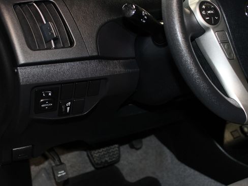 Used 2013 Toyota Prius Three FWD image 21