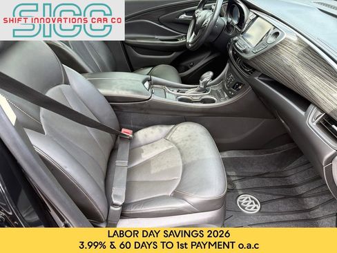 Used 2018 Buick Envision Essence AWD/4WD image 16